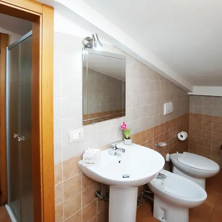 Maison Quintavalle 10 דירה אסיסי